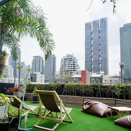 Hash Apartment With Unique Chill Design At Silom Soi 3-3